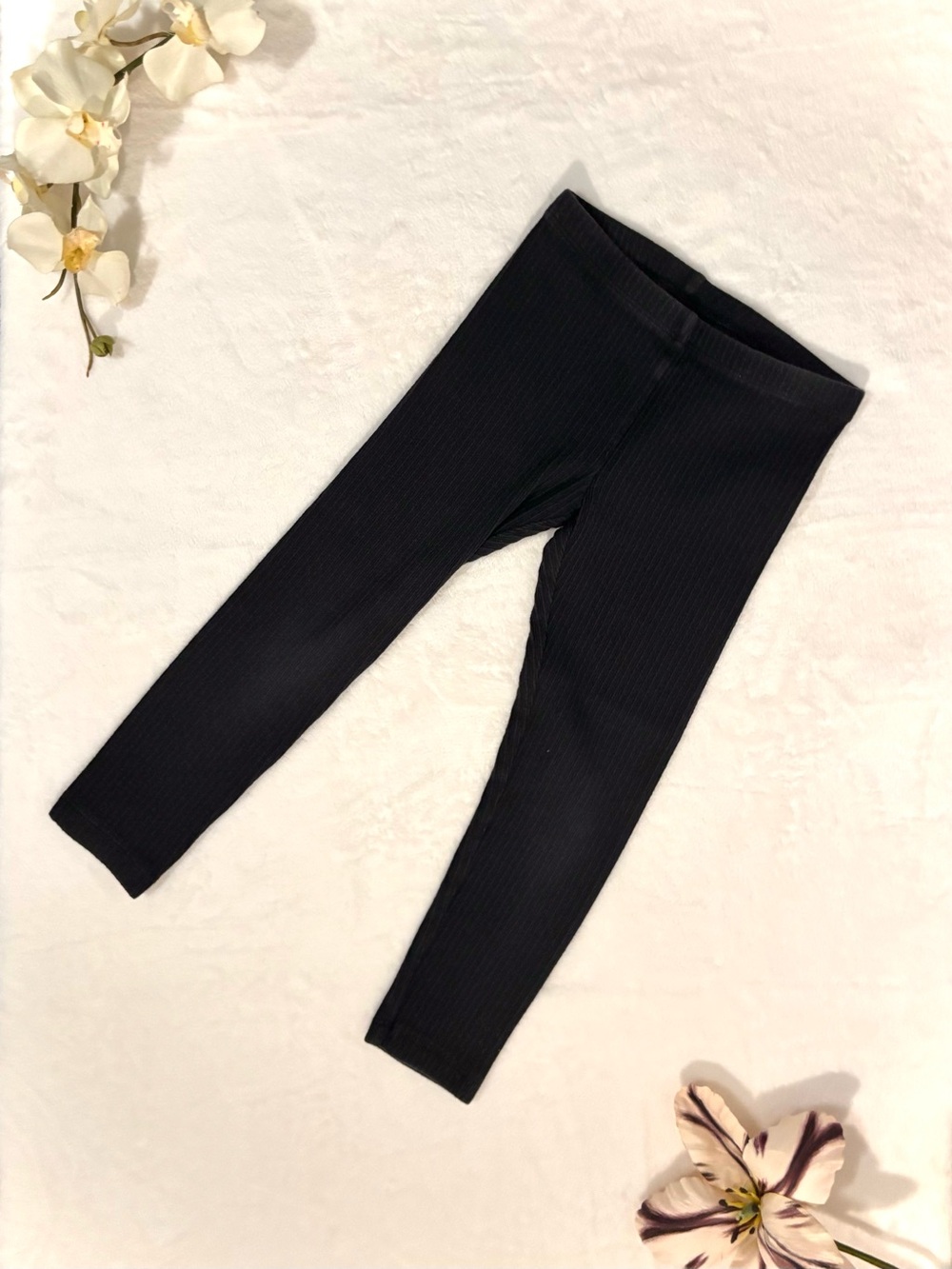Tea Collection Black Ribbed High‑Stretch Leggings — Size 5 (EUC)